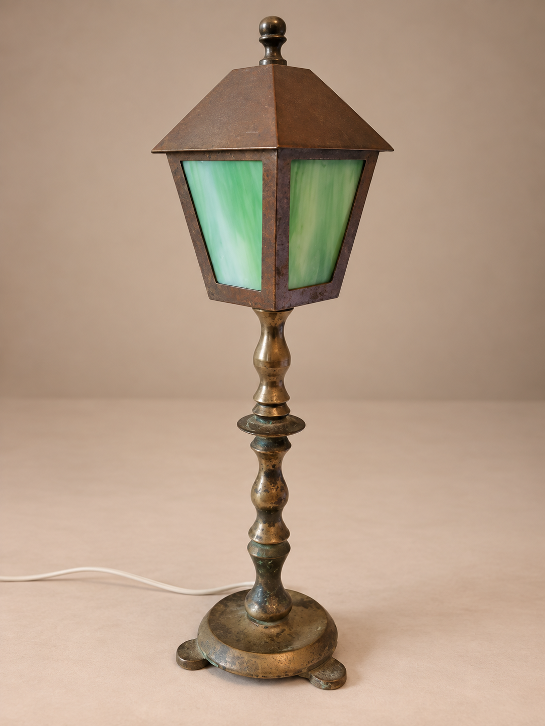 Antique Bronze Lamp Post Style Table Lamp